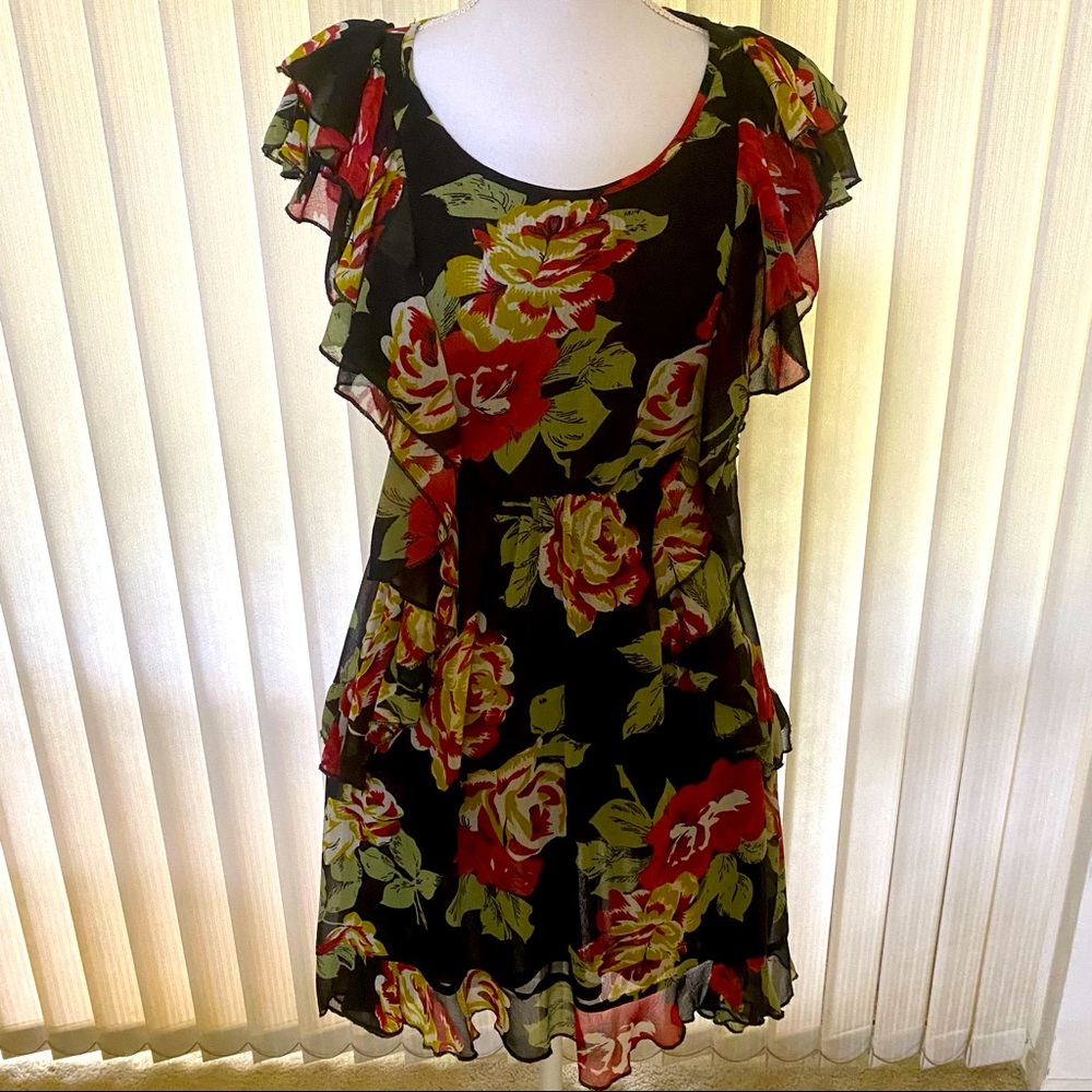 Romeo & Juliet Couture Floral Print Chiffon Ruffled Shark-Bite Dress